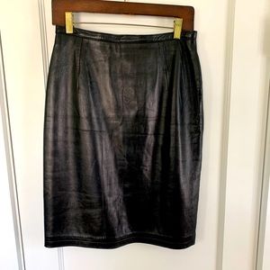 Vintage Ann Taylor black leather skirt